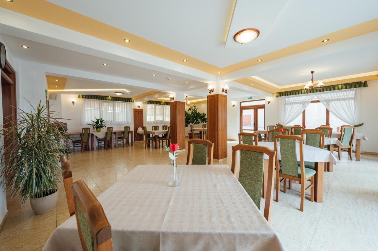 Pensiunea Comfort Совата Екстериор снимка